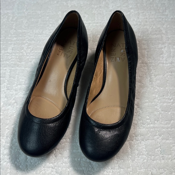 New! Naturalizer Adeline black leather block heel pumps 5 - Picture 2 of 8
